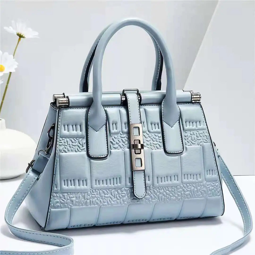Trendy Handbags and Shoulder Bags for Ladies