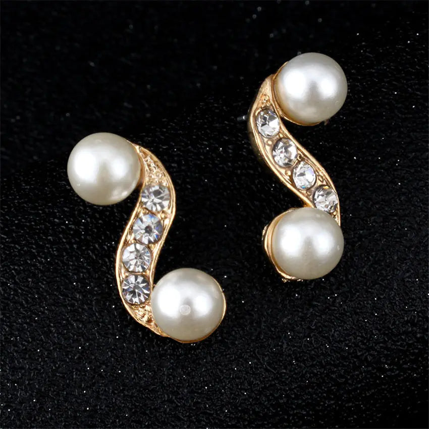 Bridal Jewelry Set: Wave Choker & Faux Pearl Earrings