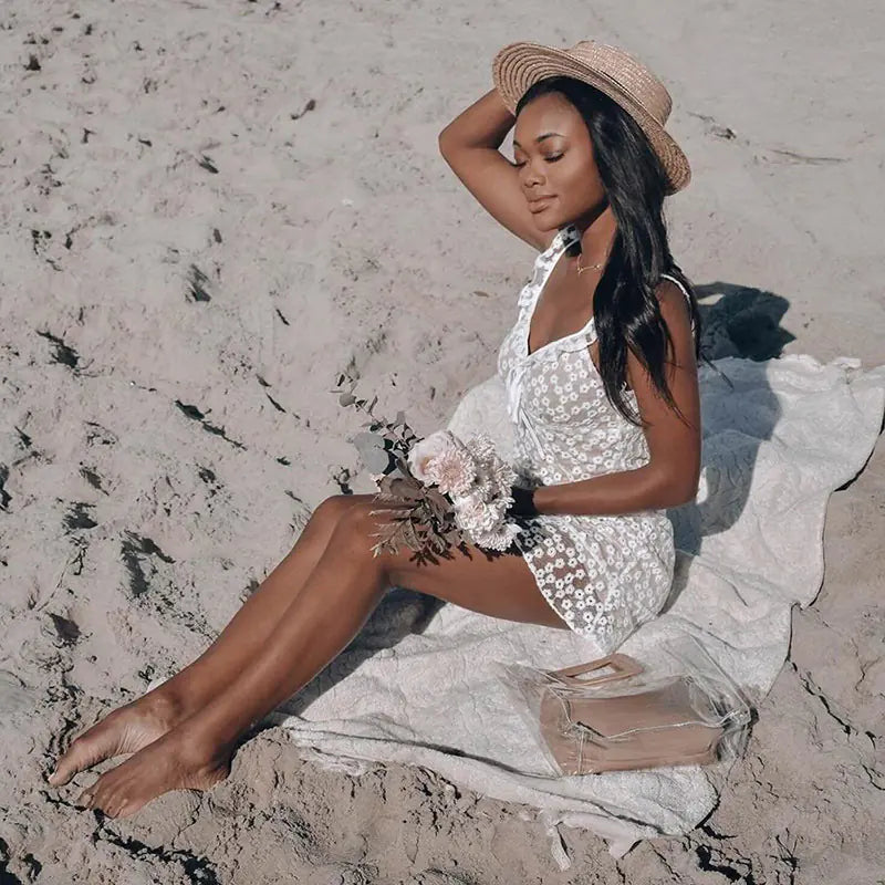 Lace Floral Bodycon Dress with Boat Neck Design