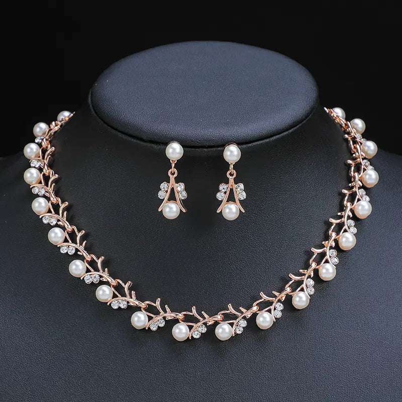Vintage 3pcs Jewelry Set with Milky Stone Earrings & Necklace