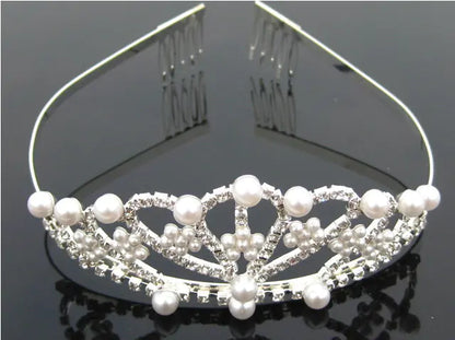 Bridal Jewelry Set with Pearl Necklace and Crown Earrings