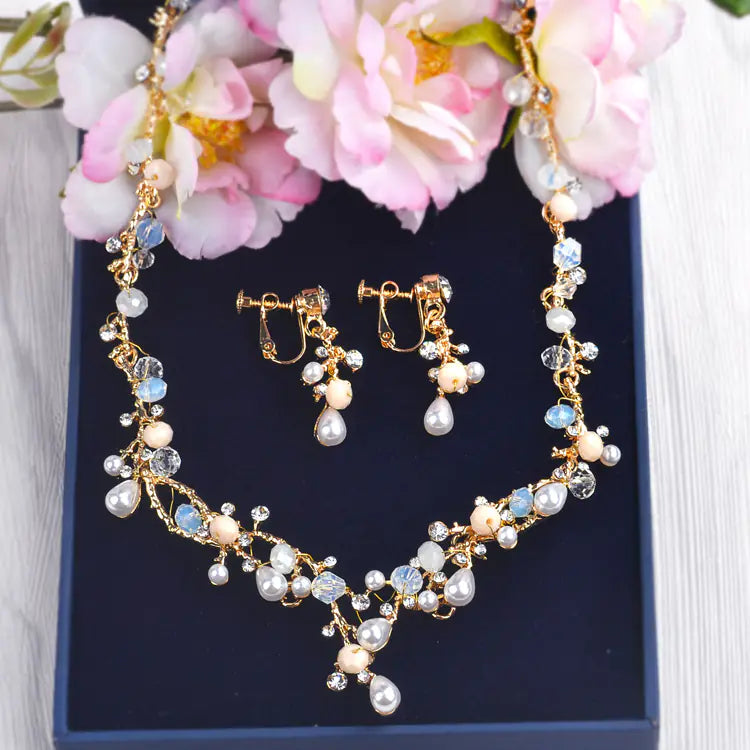 Bridal Jewelry Set with Pearl and Zircon Necklace & Earrings