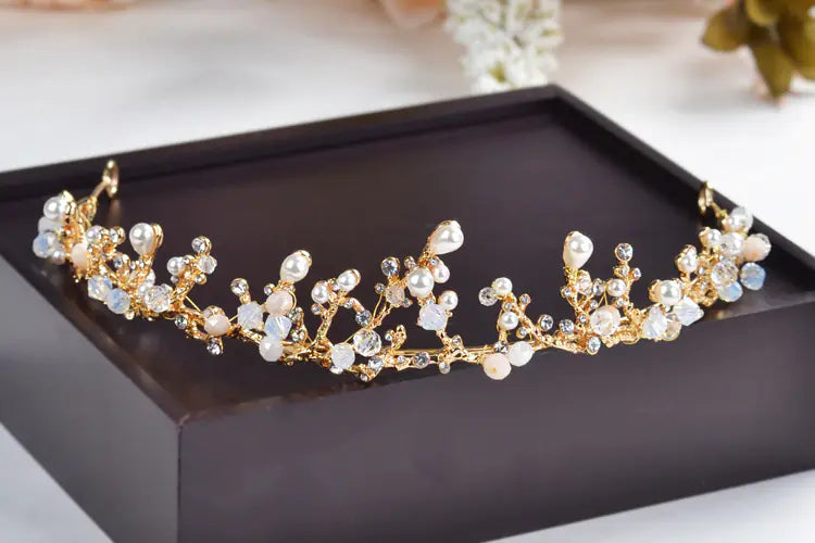 Bridal Jewelry Set with Pearl and Zircon Necklace & Earrings