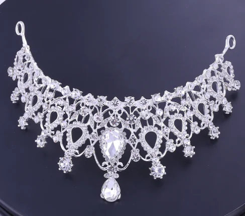 Bridal Jewelry Set with Pearl Necklace and Crown Earrings