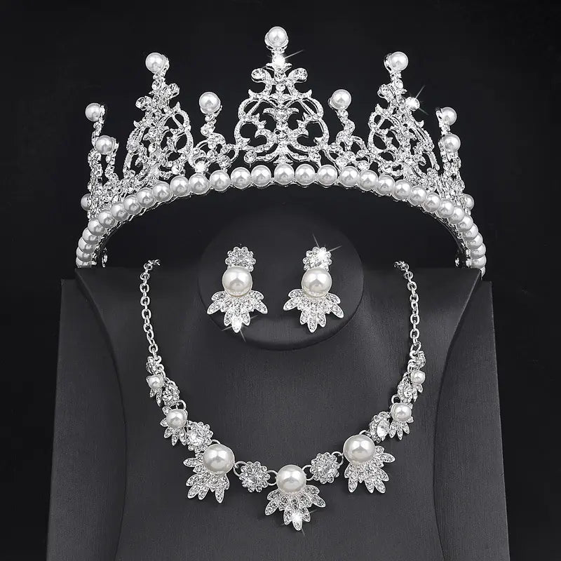 Bridal Jewelry Set with Necklace and Crown (3 Pieces)