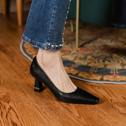 2022 Retro Leather Chunky Heels for Women