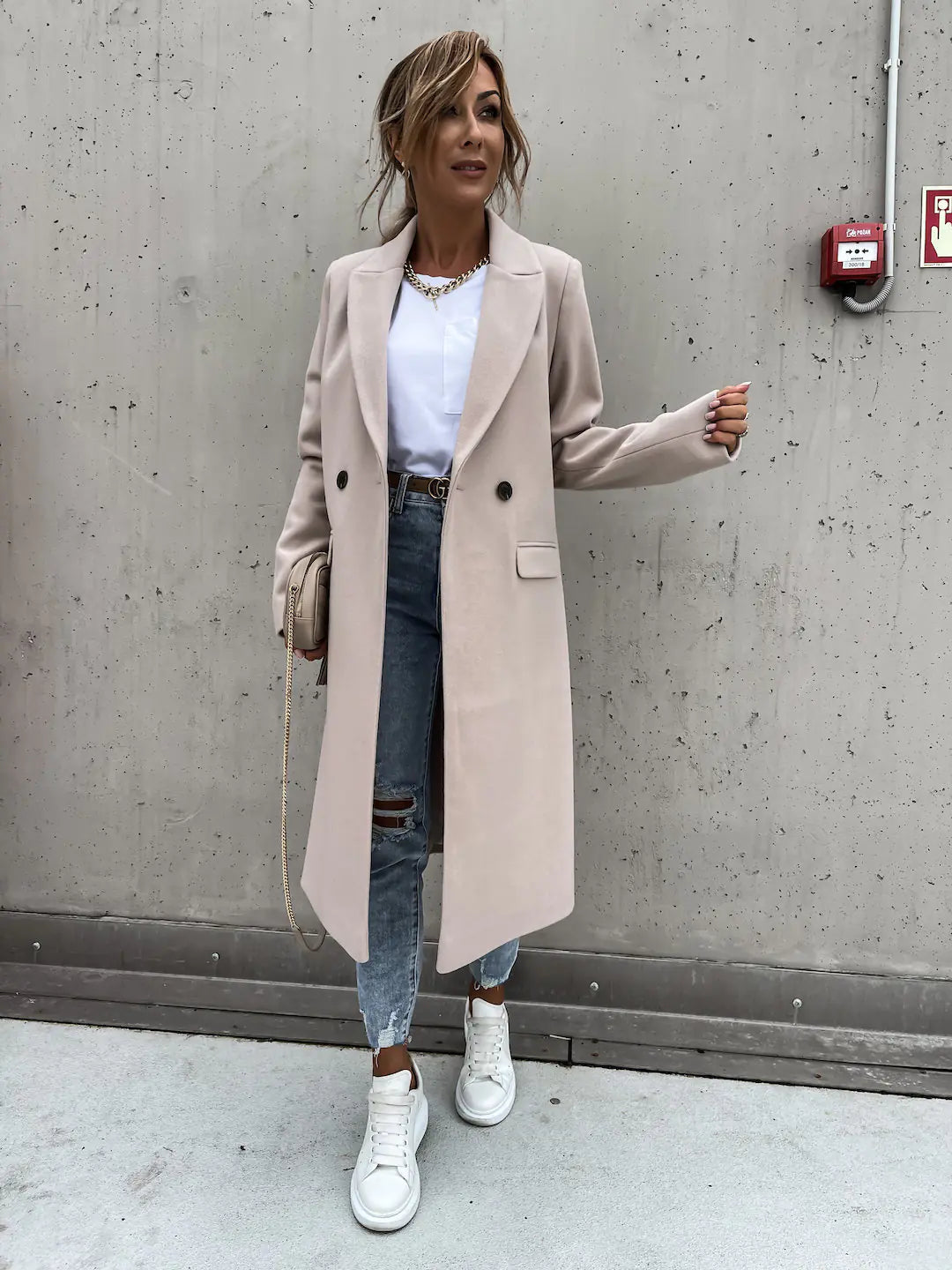 Long Wool Coat with Lapel for Women (Autumn/Winter)