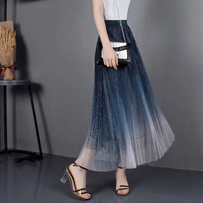 High-Waisted Pleated Skirt with Gradient Mesh Design