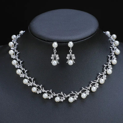 Vintage 3pcs Jewelry Set with Milky Stone Earrings & Necklace